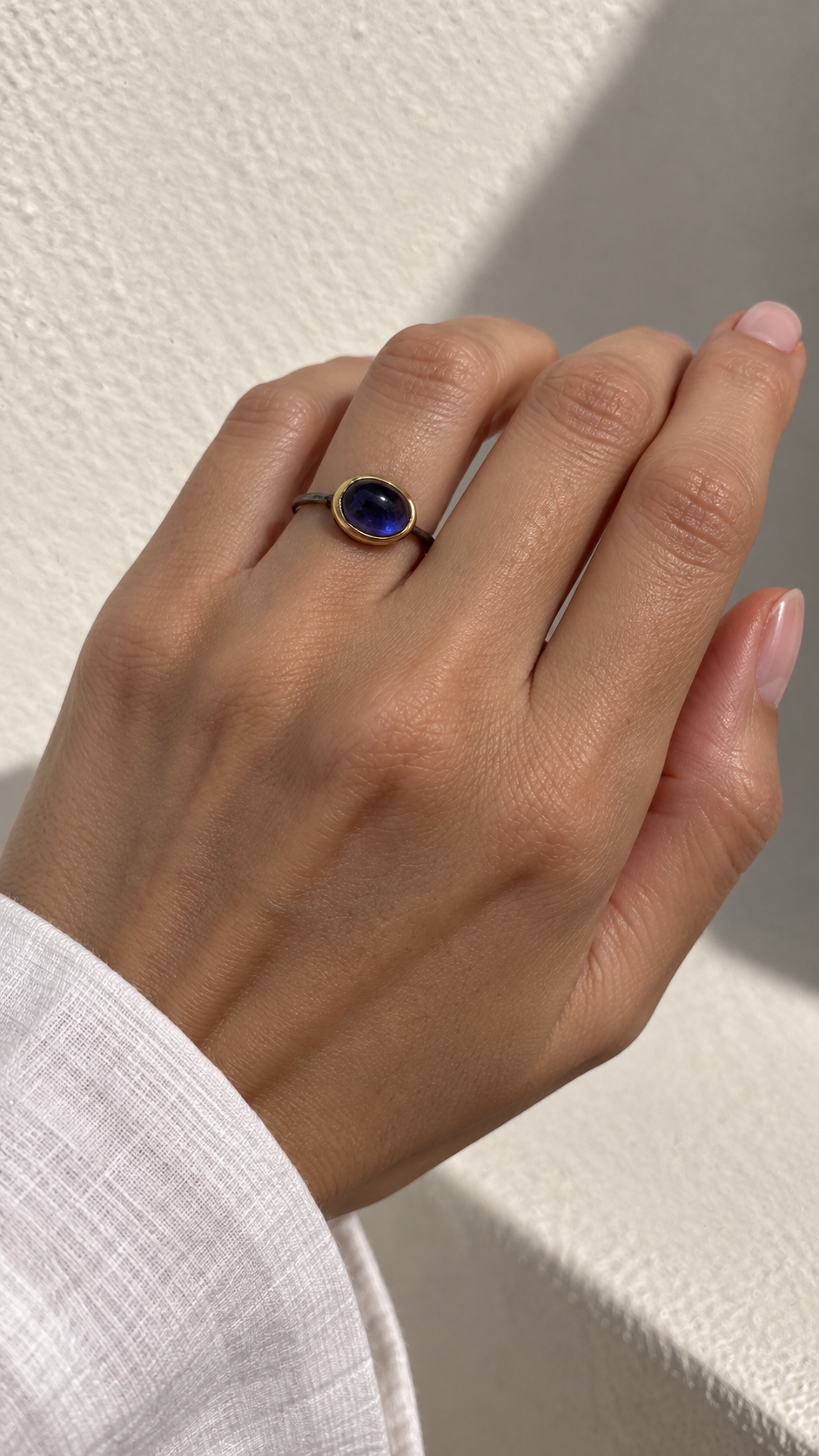 BLACK Sapphire